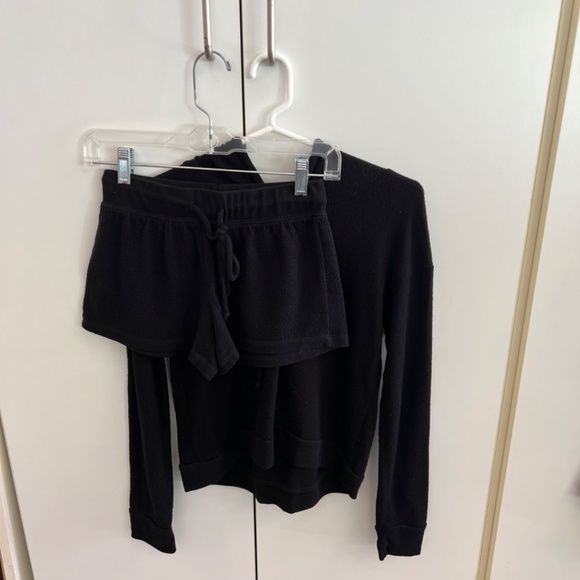 Make and Model Loungewear/ Sleep Set- Hoodie (Small) and Shorts (XS) - Picture 2 of 13